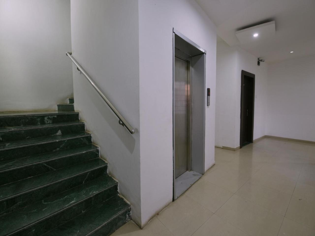 OYO 9969 Hotel Kshipra Dham Ujjain Exterior foto