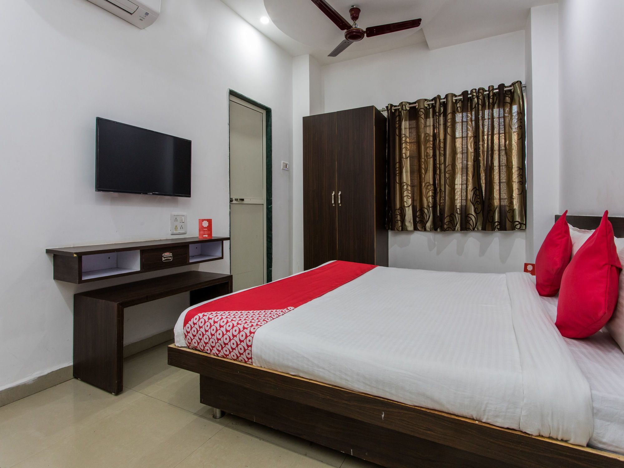 OYO 9969 Hotel Kshipra Dham Ujjain Exterior foto
