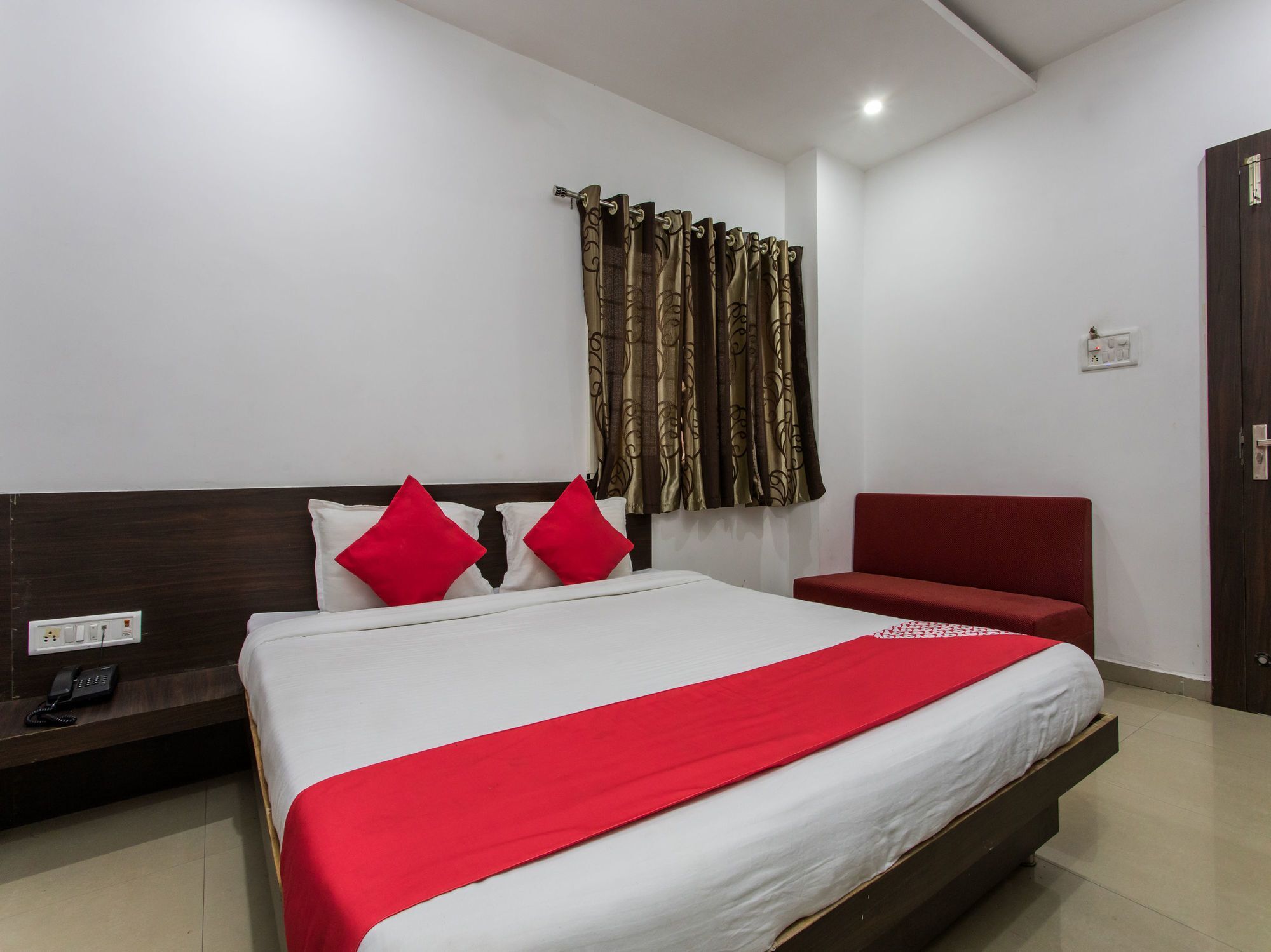 OYO 9969 Hotel Kshipra Dham Ujjain Exterior foto