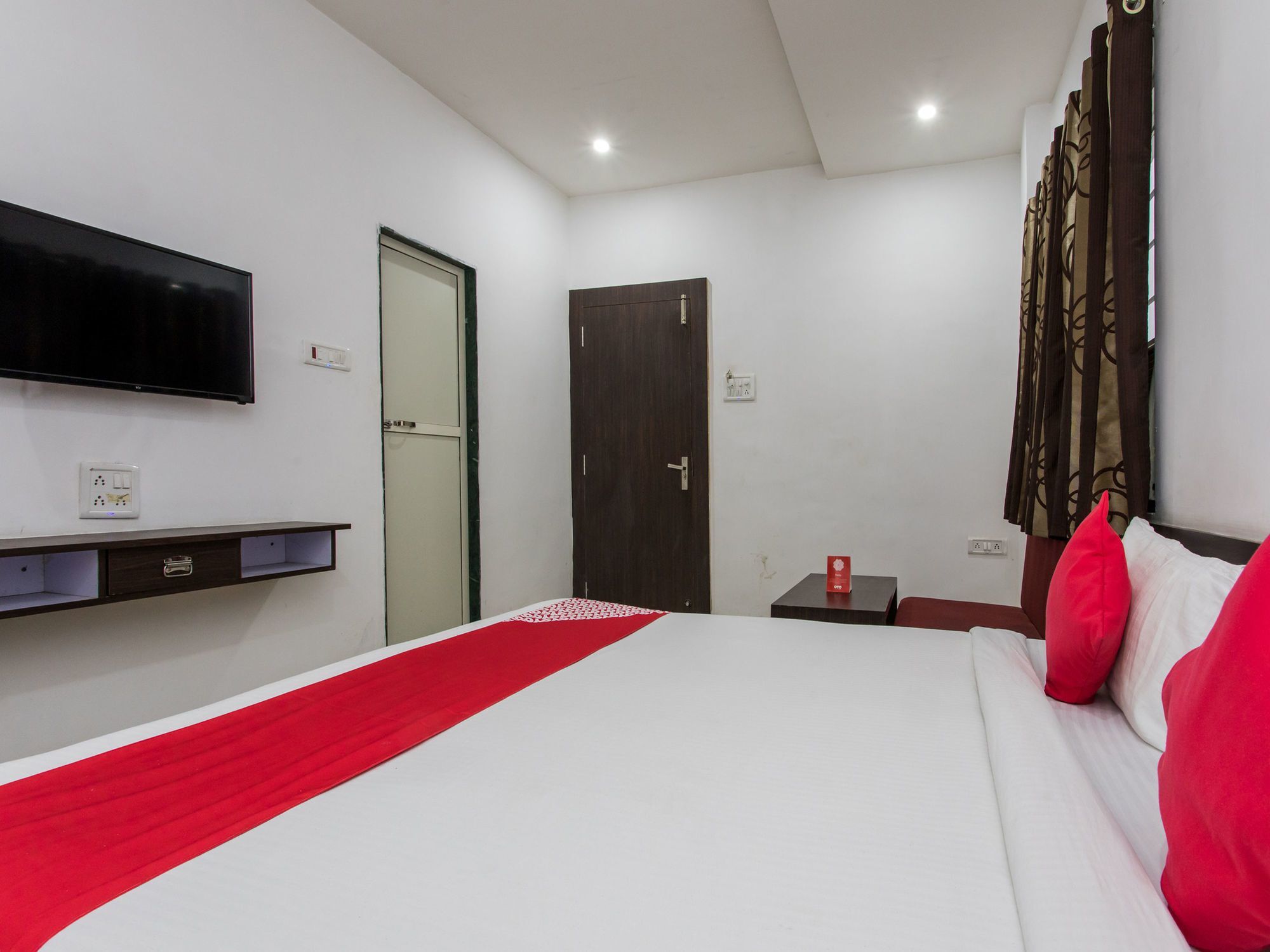 OYO 9969 Hotel Kshipra Dham Ujjain Exterior foto
